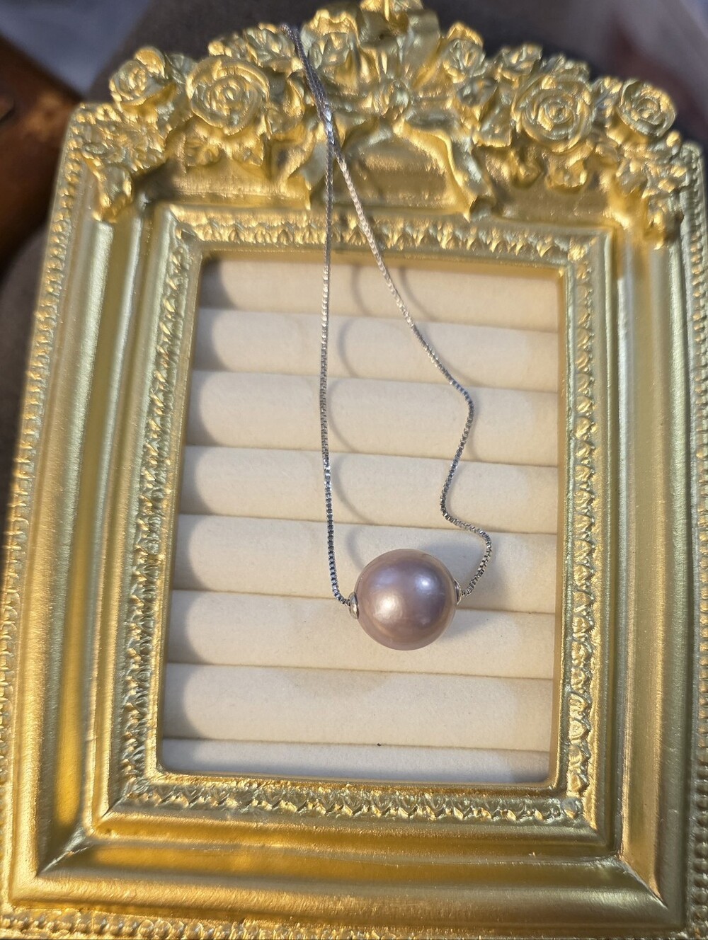 Elegant Lavender Pearl Pendant Necklace